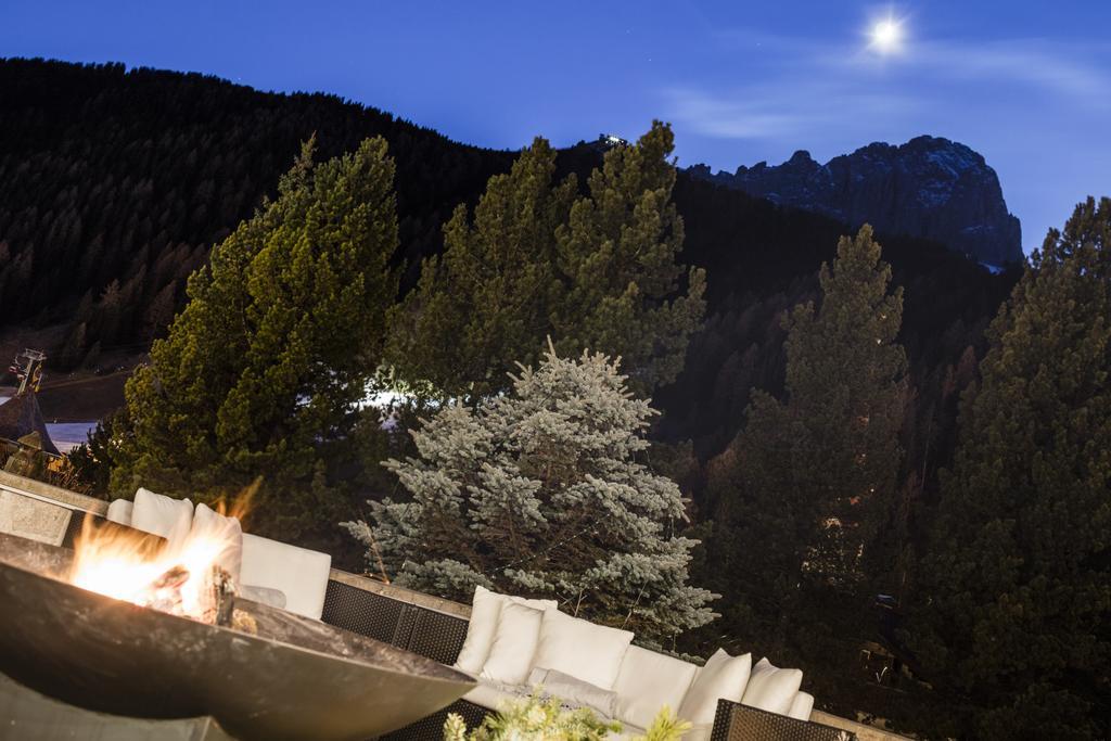 Hotel Dorfer Alpine&Charming Selva di Val Gardena Exterior photo